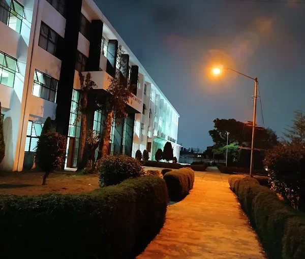 ÚLTIMA HORA: Rectora de la UAEMéx dialoga con estudiantes de Prepa 1 y acuerdan seguimiento a demandas