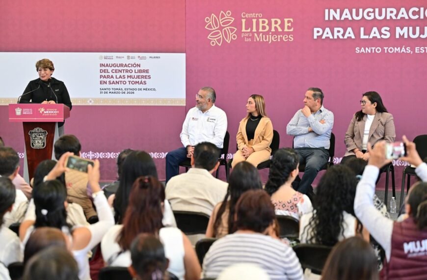 Gobernadora Delfina Gómez entrega deportivo e inaugura Centro LIBRE en Santo Tomás