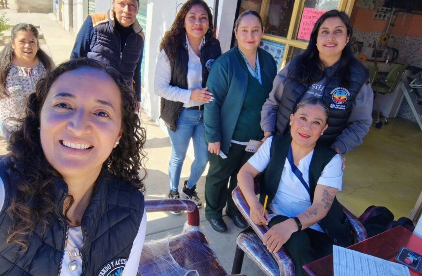 Jornada de vacunación comunitaria en Santa Cruz Atzcapotzaltongo, Toluca