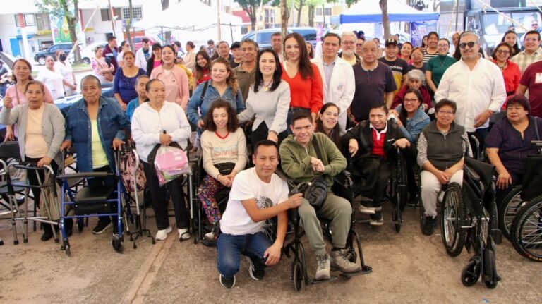 DIF #Metepec realiza jornada de salud y entrega apoyos funcionales