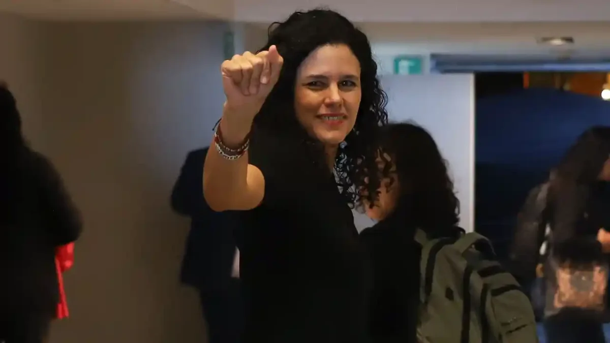 María Luisa Alcalde confirma que dejará la dirigencia de Morena