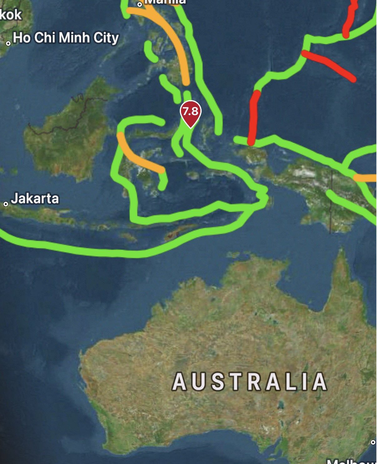 ÚLTIMA HORA: Fuerte terremoto en el Mar de Molucas; activan alerta de tsunami