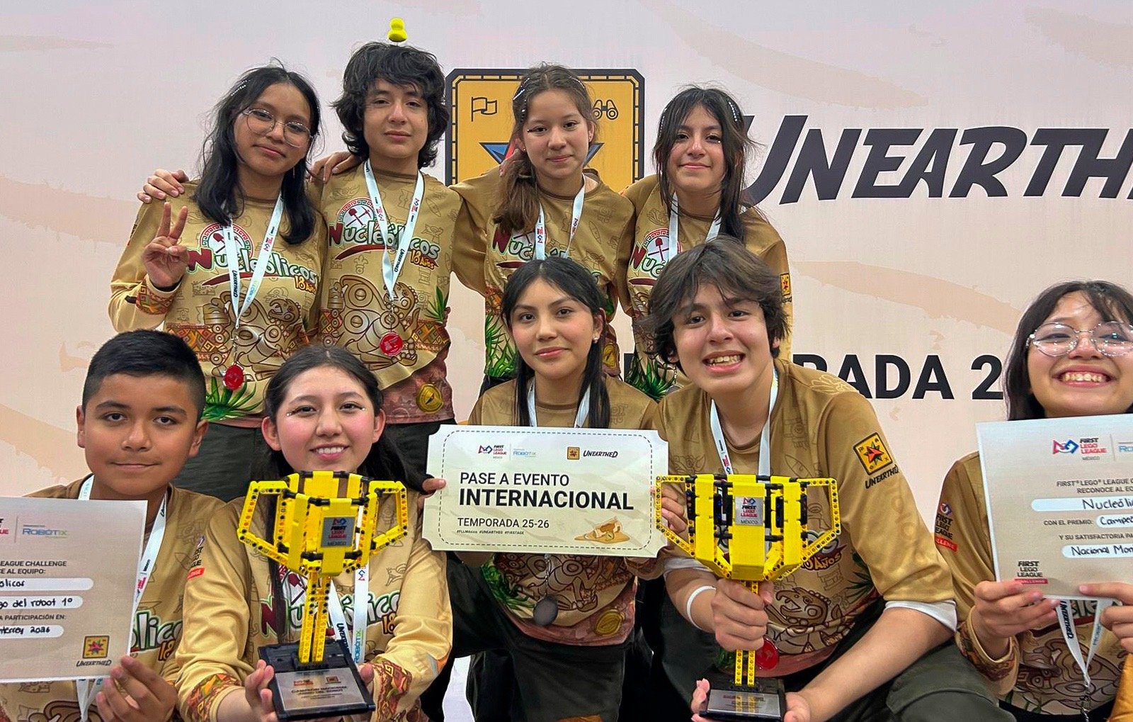 Estudiantes de Toluca ganan campeonato nacional de robótica; avanzan a torneo internacional Lego en Houston