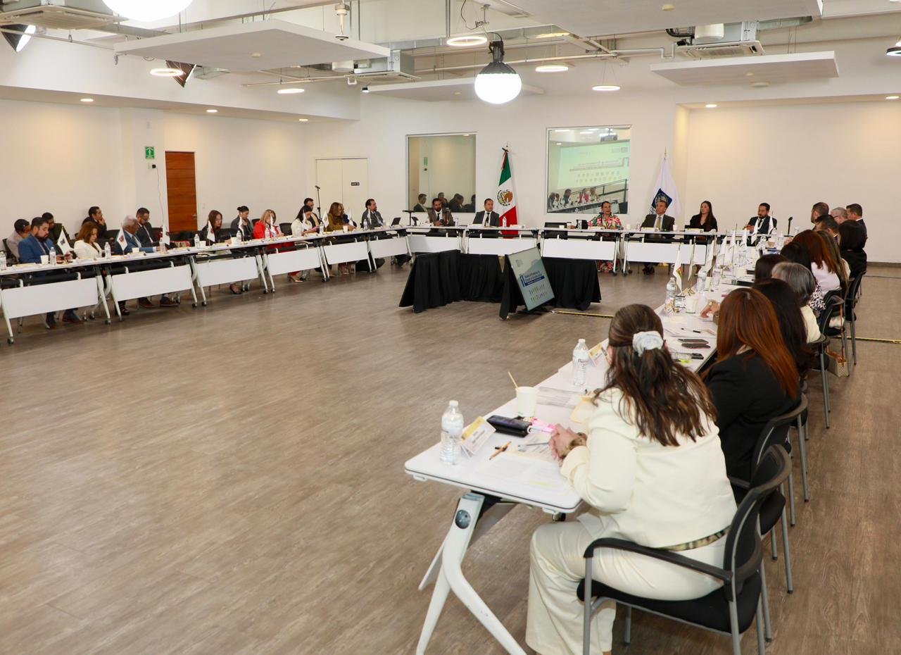 Tribunal de Disciplina Judicial del Edoméx participa en encuentro nacional