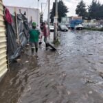Brigadas atienden encharcamientos tras fuertes lluvias en Zinacantepec 705951597_996980313020386_1495537269577931744_n