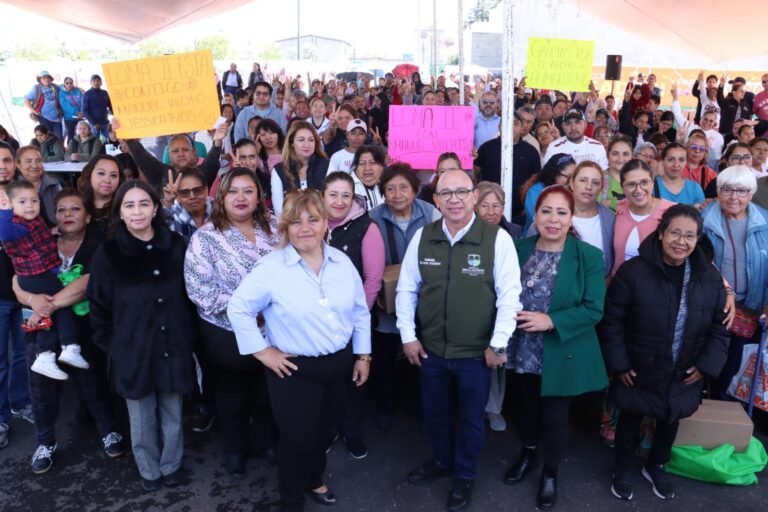 Zinacantepec continúa entrega de apoyos alimentarios en distintas colonias del municipio