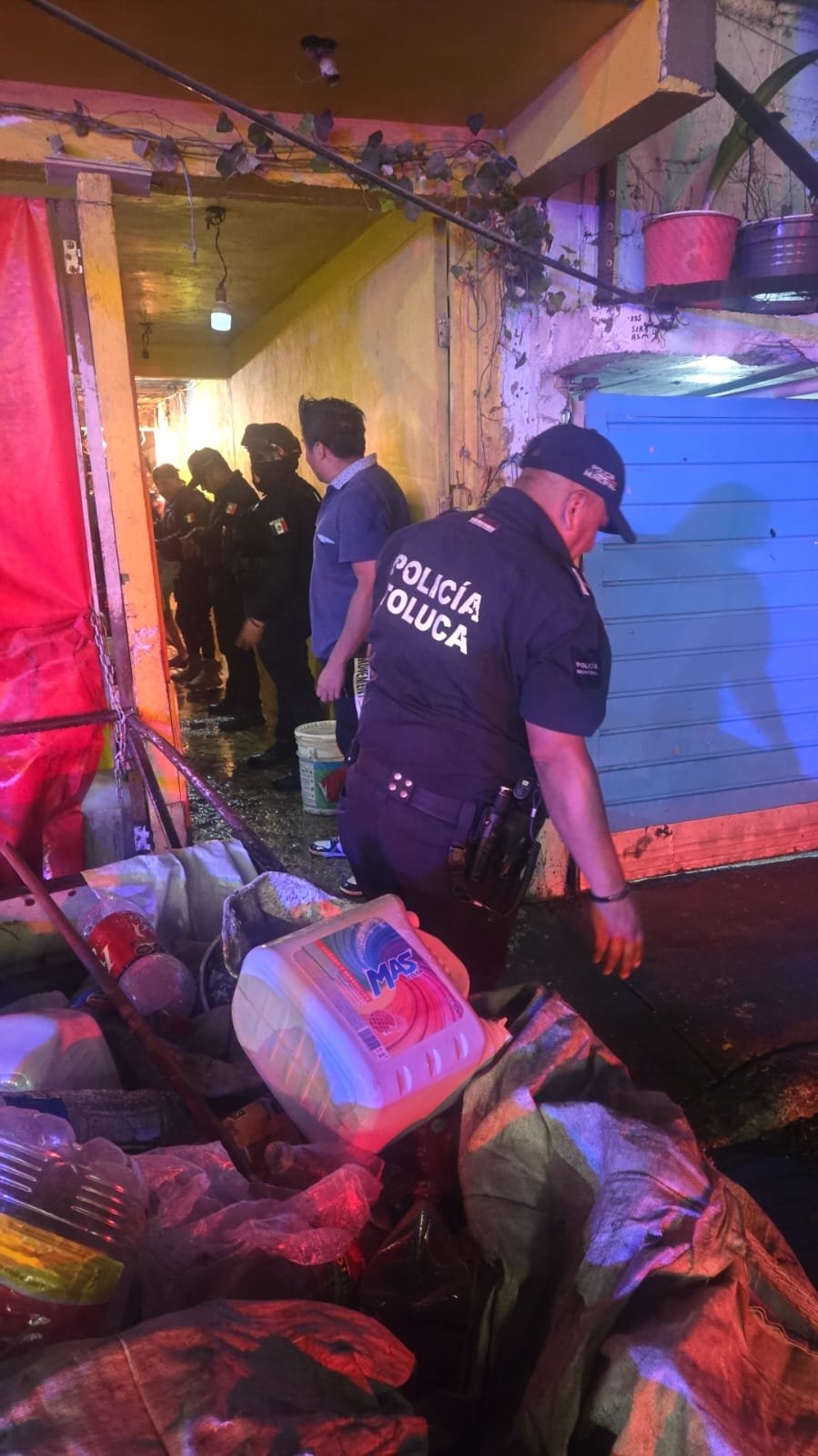 Atienden inundaciones y encharcamientos tras fuertes lluvias en #Toluca
