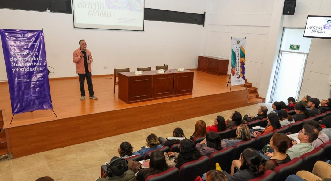 Memoria y orgullo: Juan Jacobo Hernández Chávez dicta conferencia en la UAEMéx sobre la historia del movimiento LGBTTTIQA+ en México