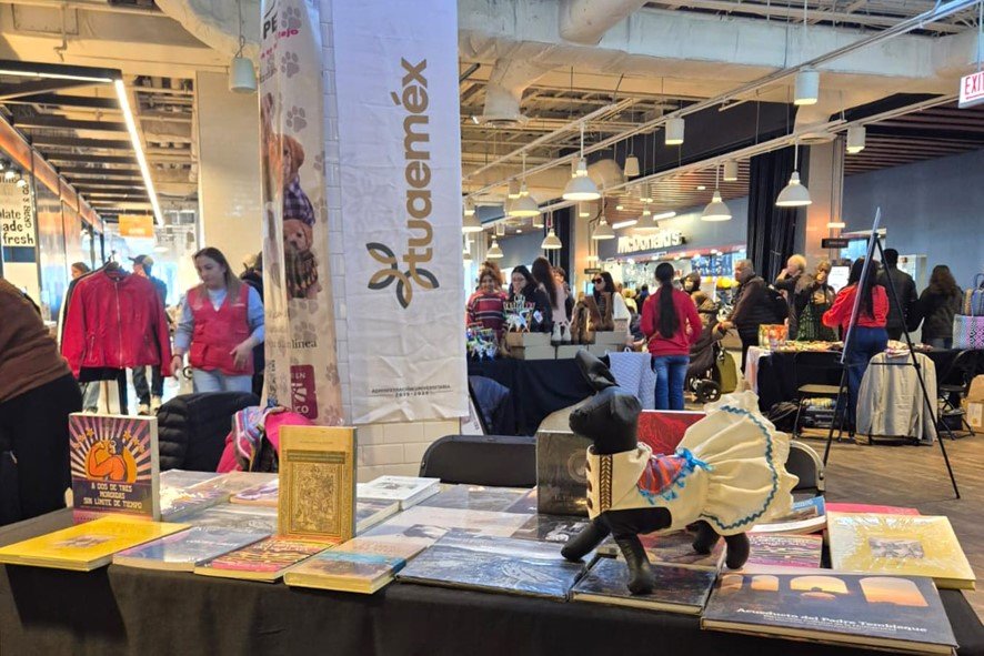 UAEMéx lleva su oferta académica y cultura a la Semana del Estado de México en Chicago