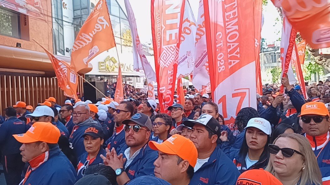 SNTE Sección 17 conmemora el Día del Trabajo con llamado a homologación salarial y justicia laboral