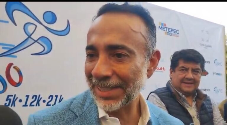 Desde enero iniciaron trabajos de desazolve en #Metepec: Fernando Flores