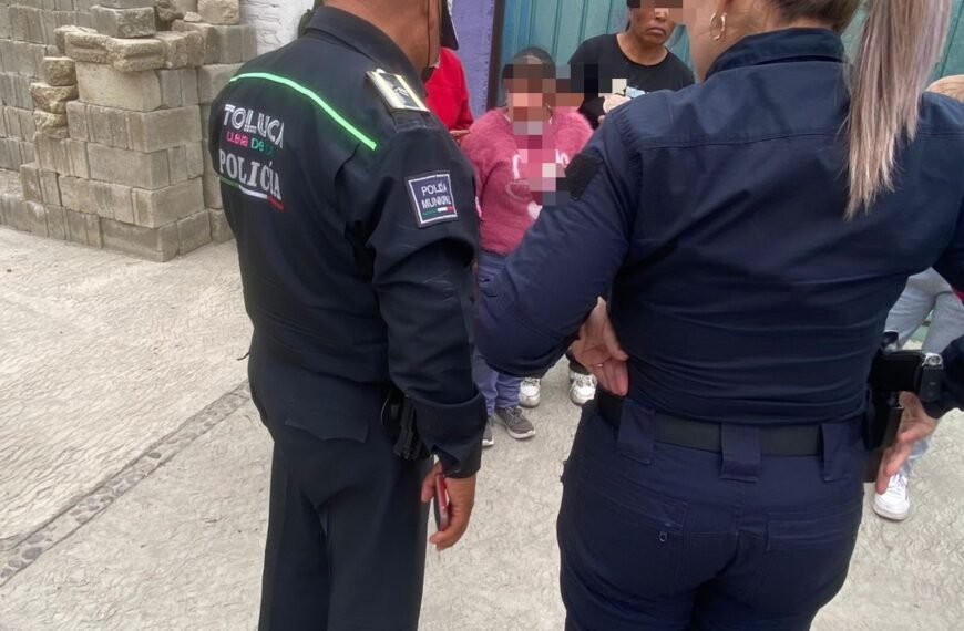 Localizan sana y salva a joven de 18 años en Toluca tras reporte de ausencia