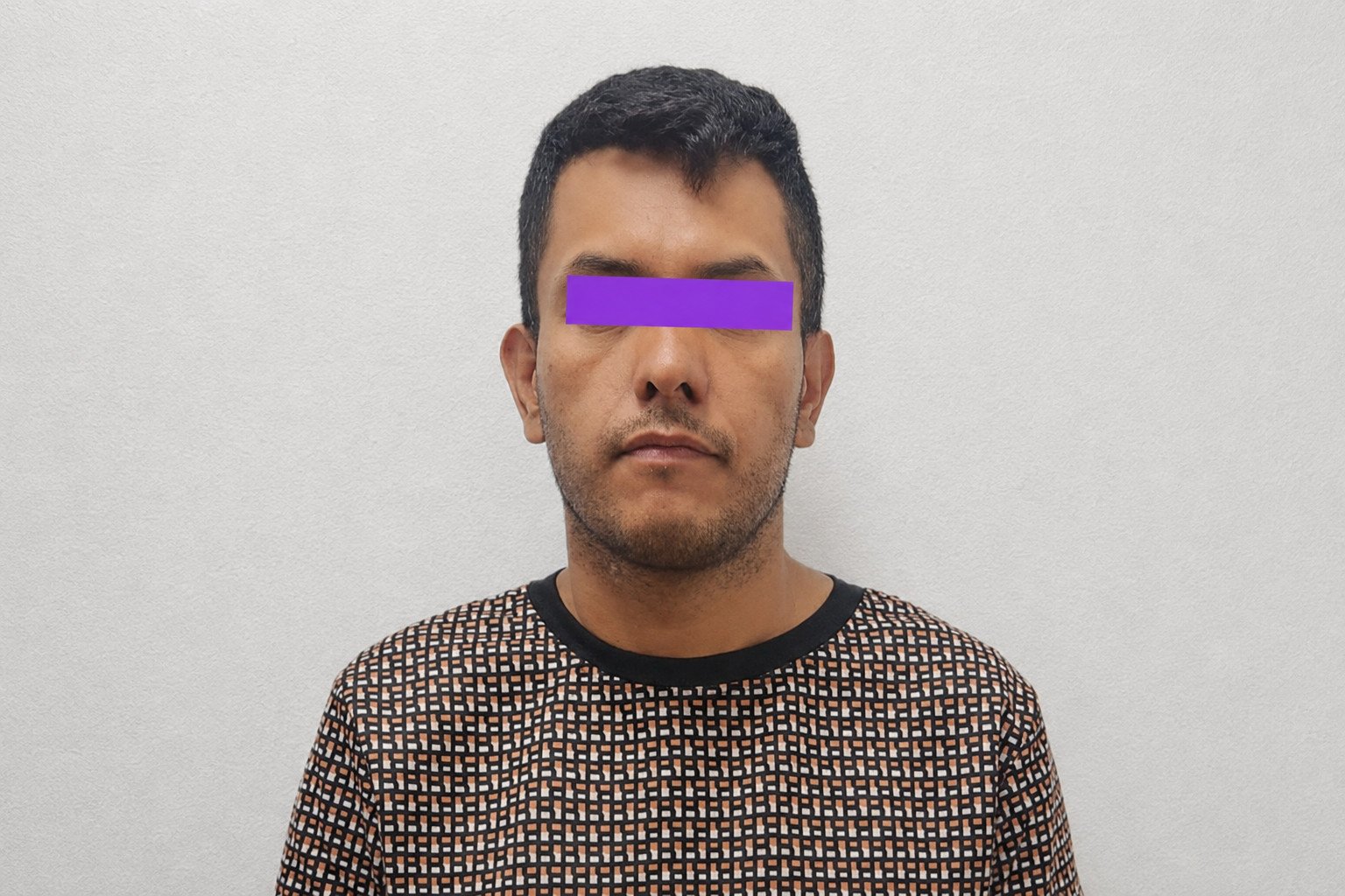 Se atrincheró armado en #Tecámac, movilizó a más de 150 agentes, pero finalmente se entregó; no quería que lo «anexaran»