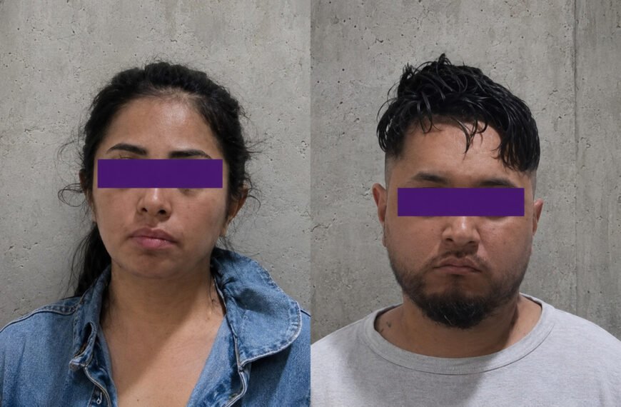 Recuperan camioneta robada y detienen a dos en #Naucalpan; tenían orden de captura por delito grave