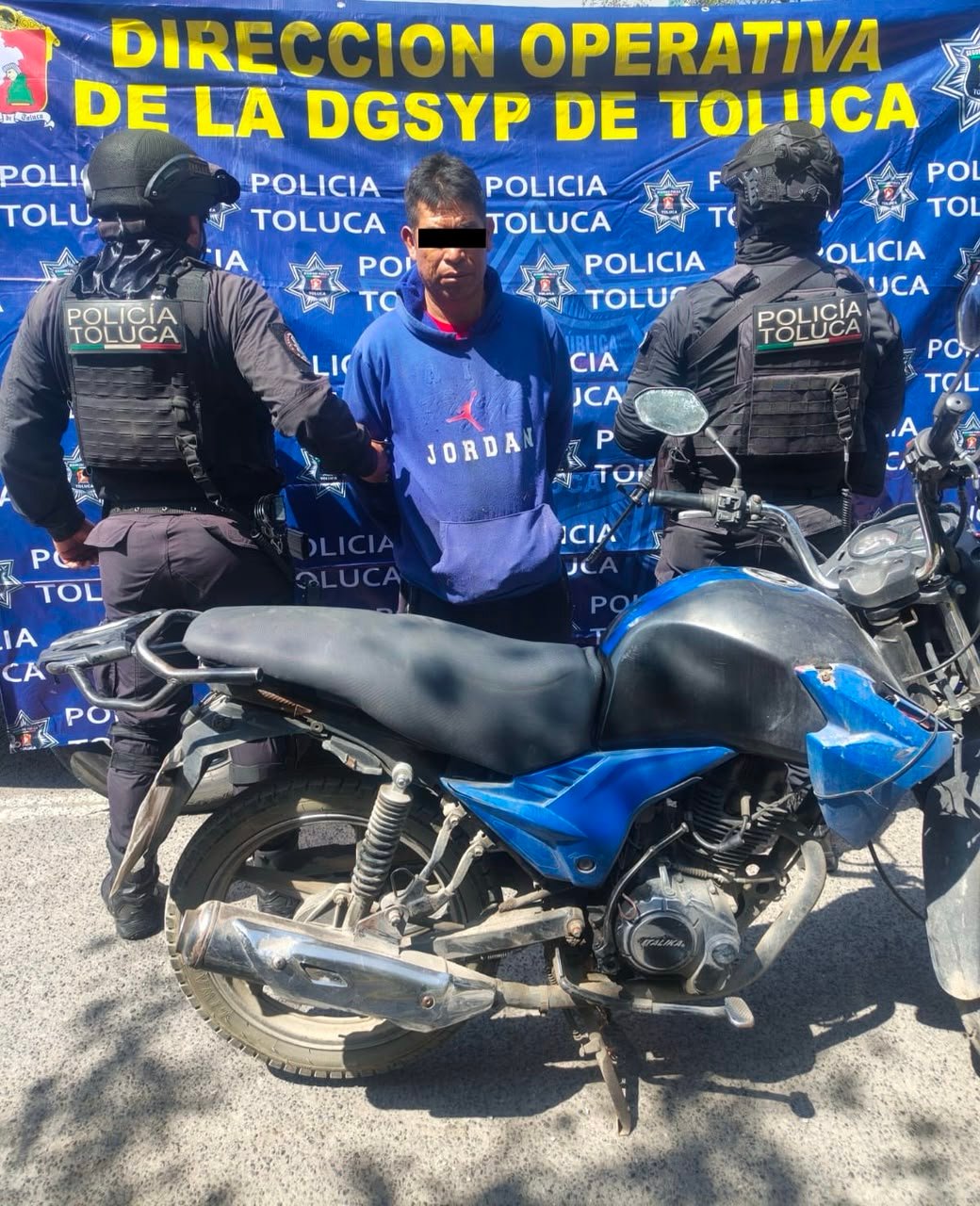 Recuperan dos motocicletas robadas durante operativo en la Central de Abastos de #Toluca
