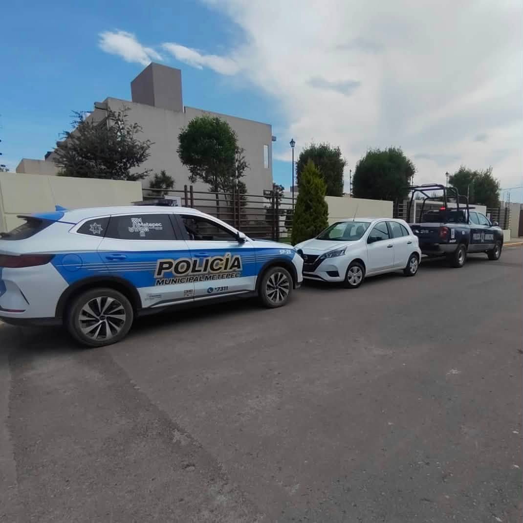 Tras operativo coordinado, recuperan en Otzolotepec vehículo robado en Metepec