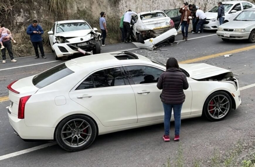 Varios lesionados tras carambola en la Toluca–Zitácuaro