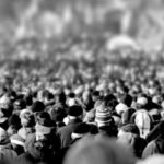 VERDADES MENTIROSAS... REUNIÓN DE MASAS Y PARÁLISIS DEL PENSAMIENTO Imagen1