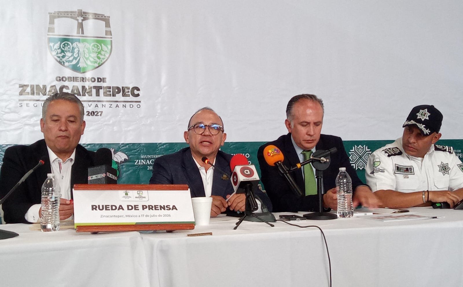Manuel Vilchis destaca avances en seguridad y anuncia crecimiento de servicios de rehabilitación en Zinacantepec
