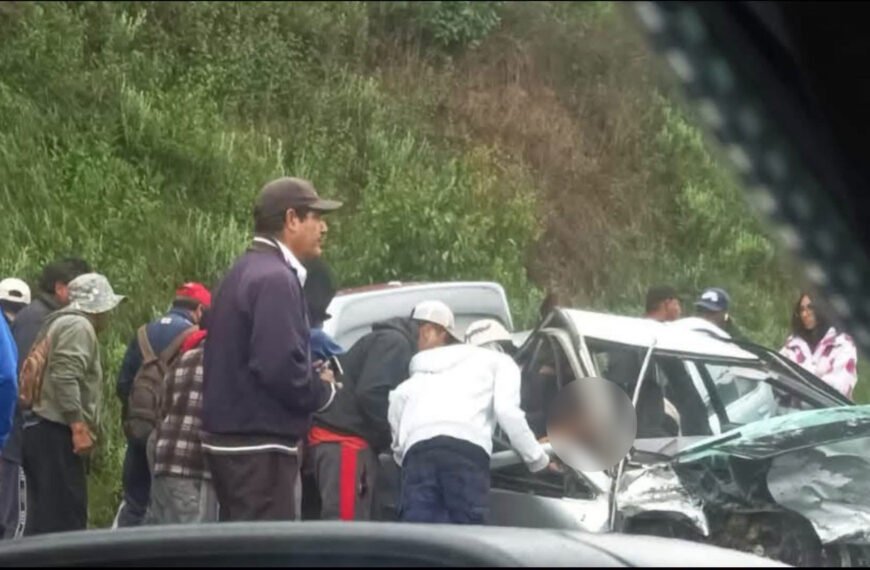 Conductor ebrio en auto deportivo, provoca accidente fatal en la Toluca-Zitácuaro