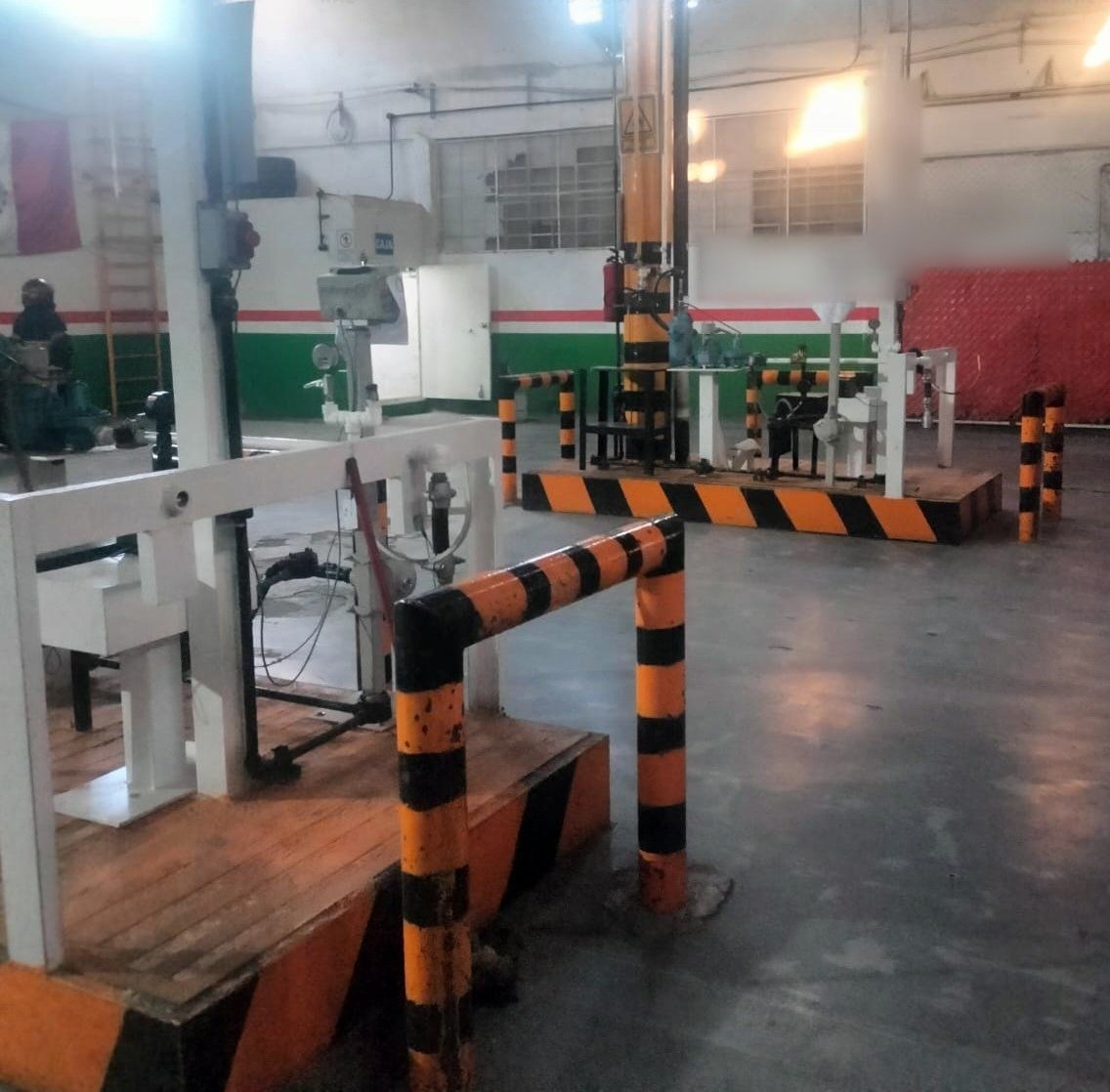 Aseguran 5 mil litros de hidrocarburo ilegal durante cateo en #Naucalpan