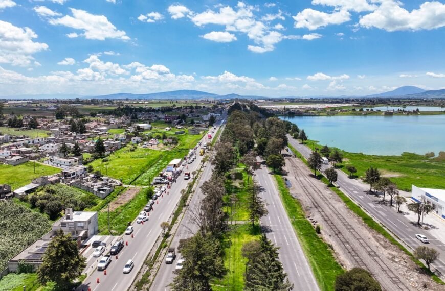 Inicia construcción del puente peatonal Ojo de Agua sobre la Toluca-Palmillas