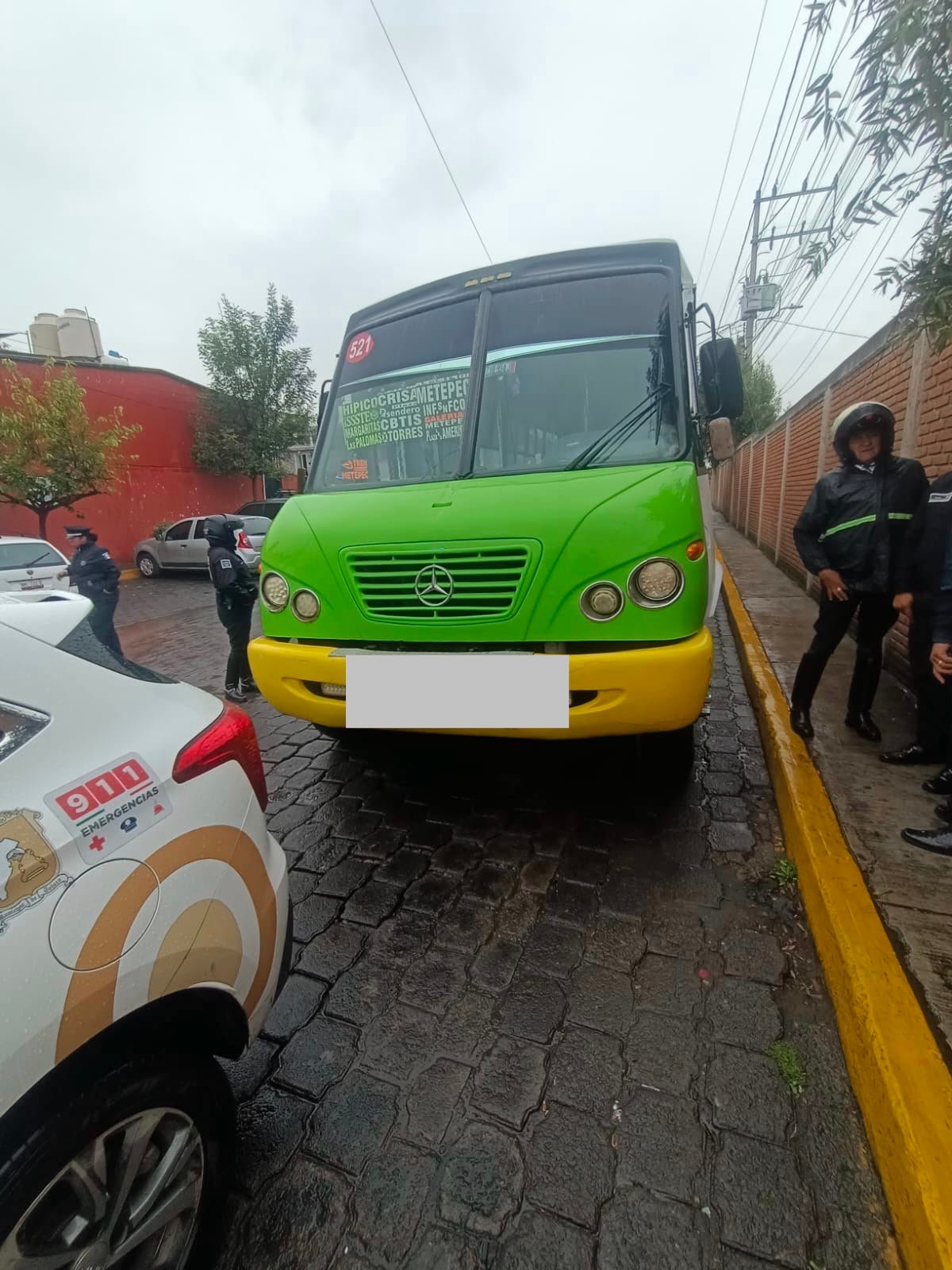 Conductor de autobús iba ‘chupando’ al volante en Toluca; no superó el alcoholímetro