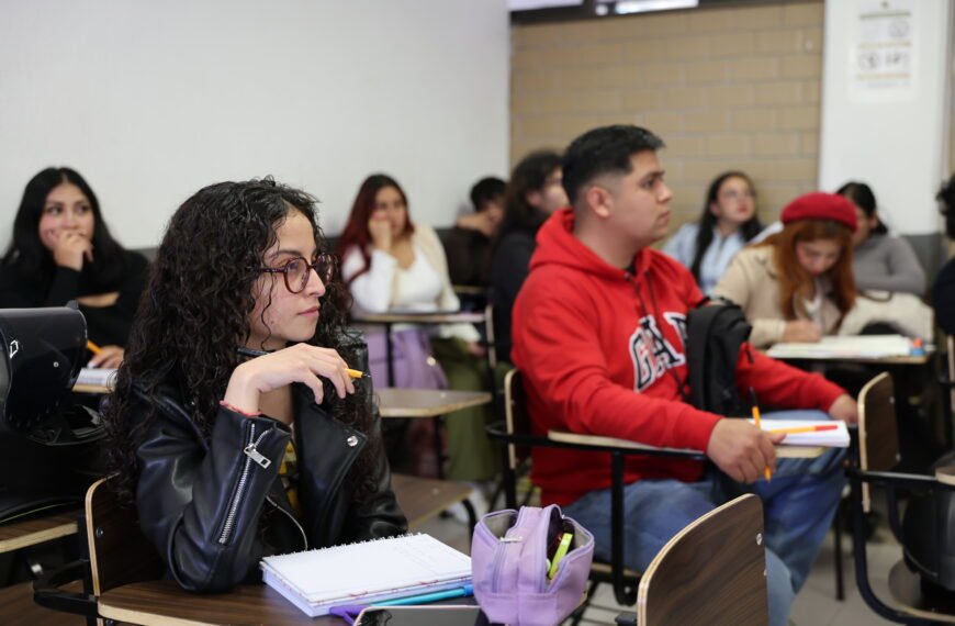 UAEMéx inicia ciclo 2026-2027 con más de 96 mil estudiantes