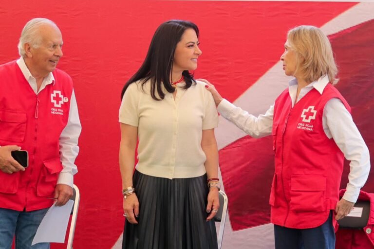 Cruz Roja Metepec ratifica a Iraí Albarrán como Presidenta Honoraria