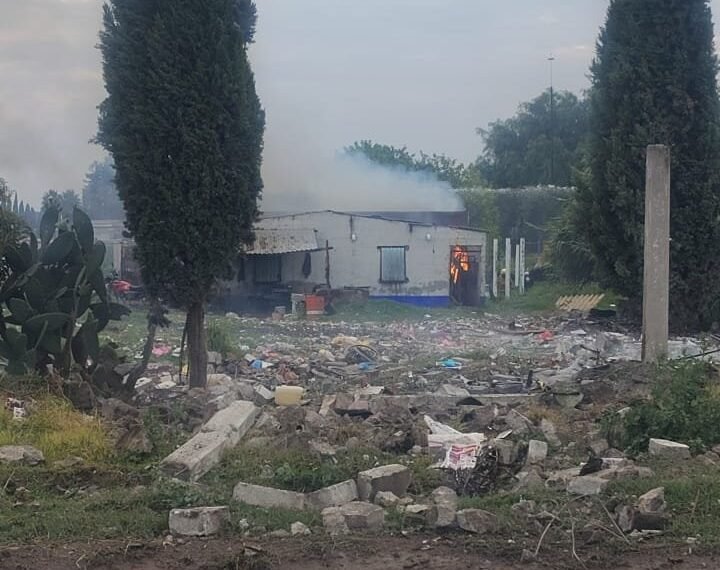 Explosiones en polvorines de La Saucera movilizan a cuerpos de emergencia en Tultepec