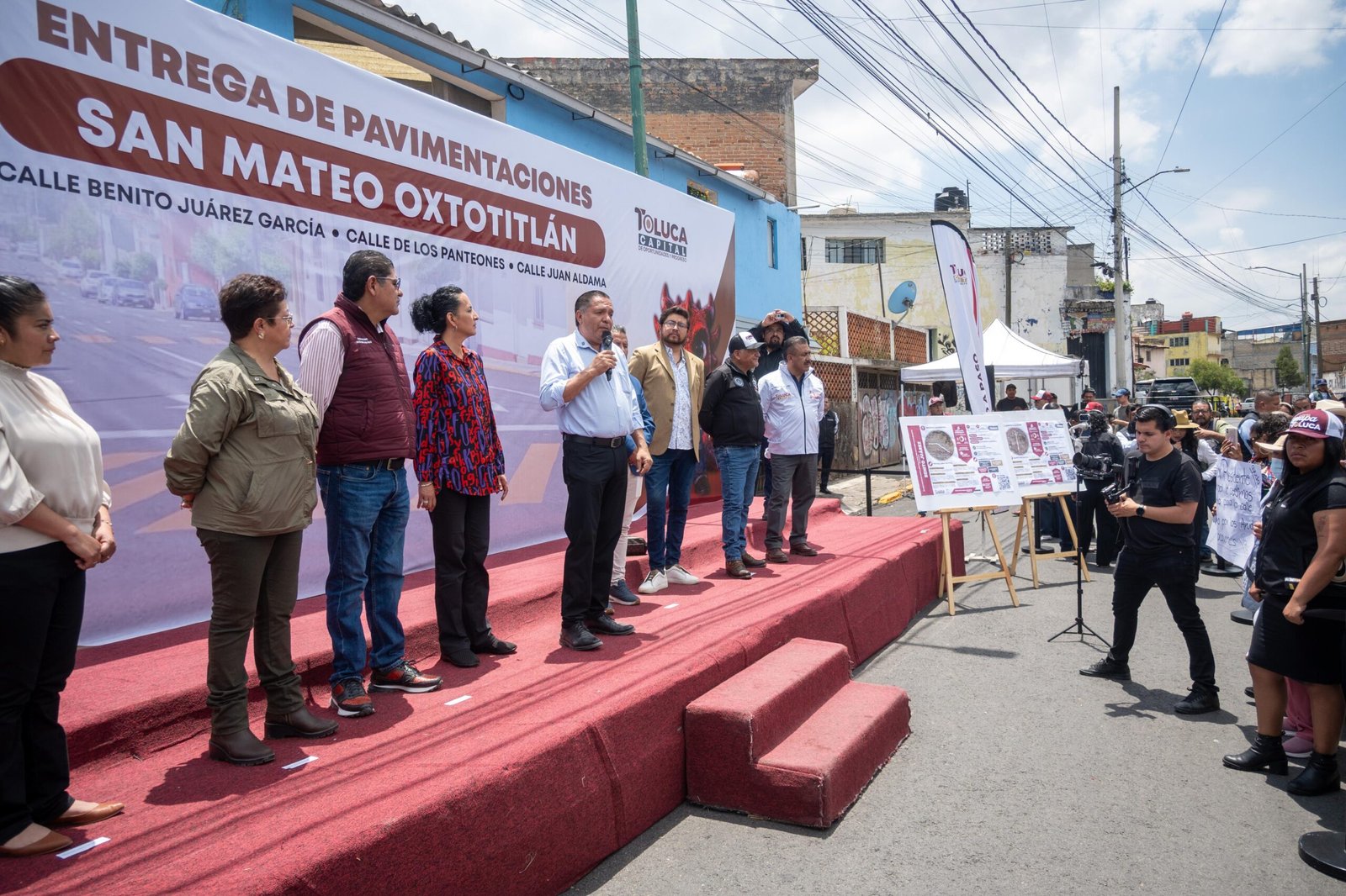 De calles abandonadas a mejores vialidades para San Mateo Oxtotitlán: Ricardo Moreno