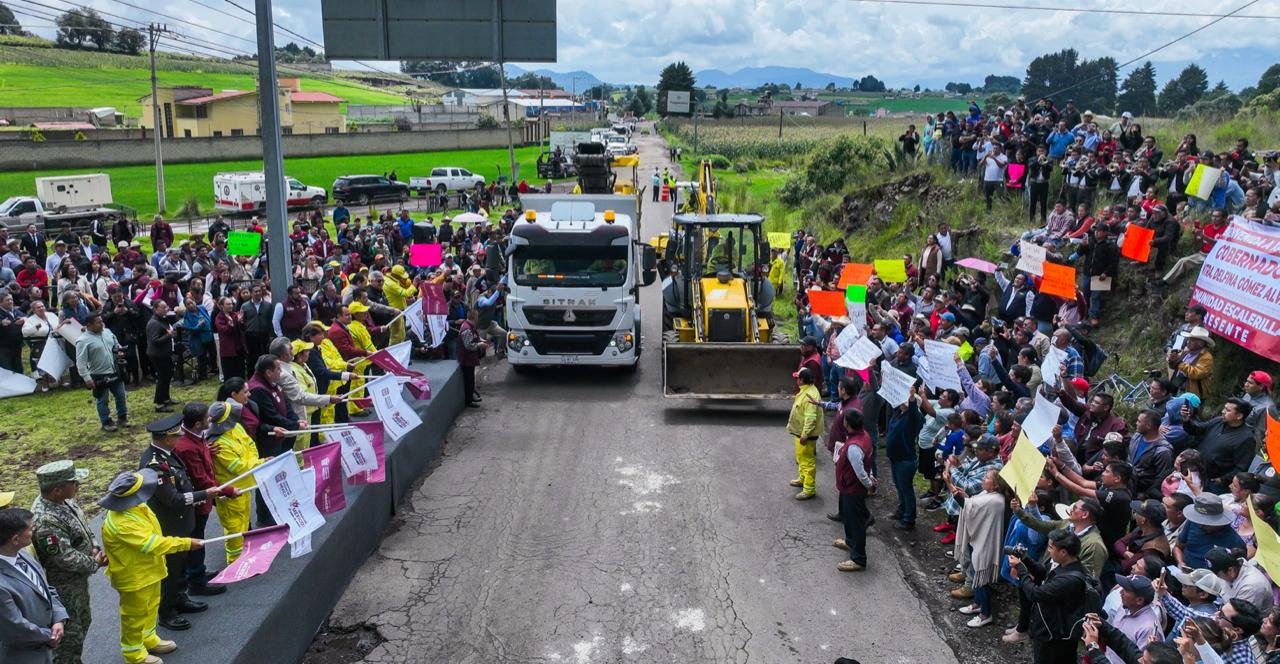 Gobierno mexiquense reconstruirá el Camino Viejo a Chalma tras petición ciudadana en Xalatlaco