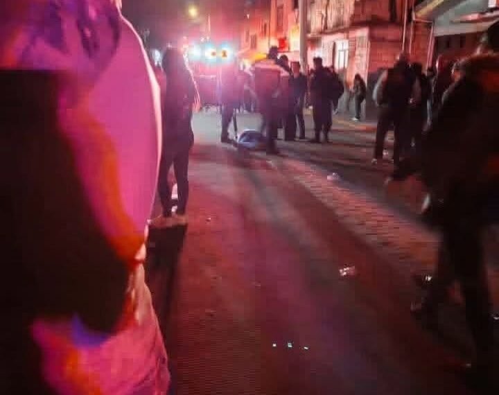 Durante riña mata a un hombre en San Mateo Atenco, y luego vecinos lo linchan