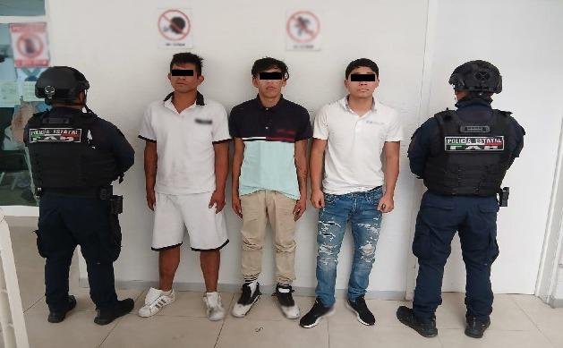 Detienen en Chalco a tres presuntos miembros de célula ligada al CJNG