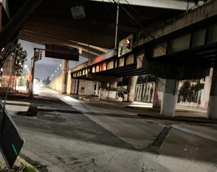 ÚLTIMA HORA: Cables de alta tensión quedan sobre Paseo Tollocan tras accidente