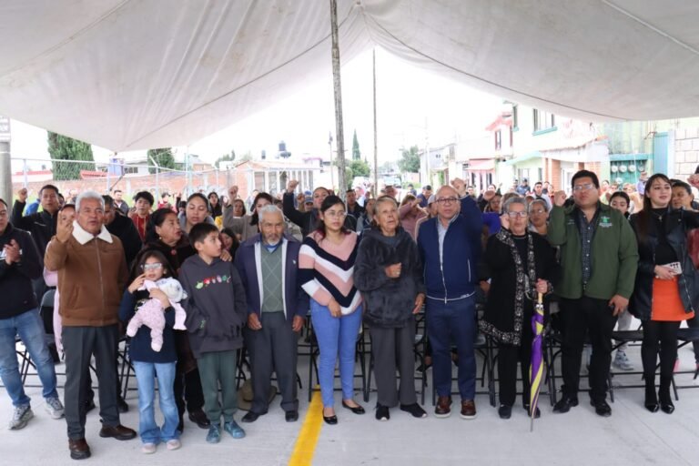 Zinacantepec amplía obras de pavimentación en calles de distintas comunidades