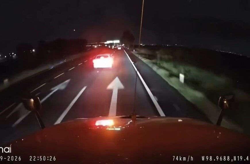 Así evitó tráiler un intento de asalto en la Peñón-Texcoco. Video