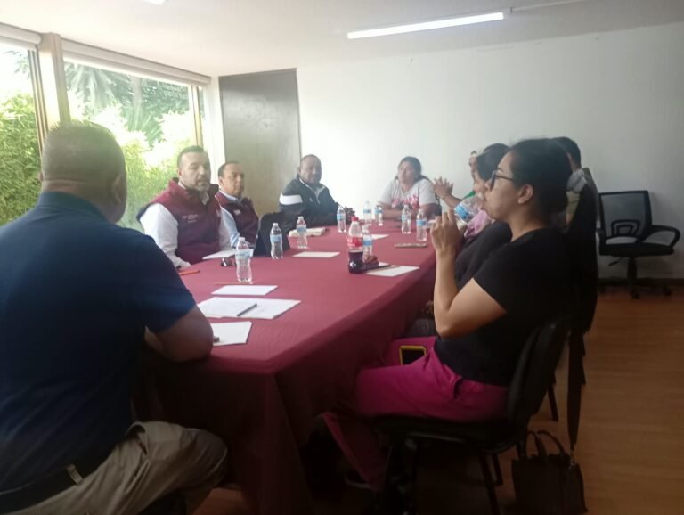 Toluca instala mesa de seguimiento con bomberos para revisar sus demandas