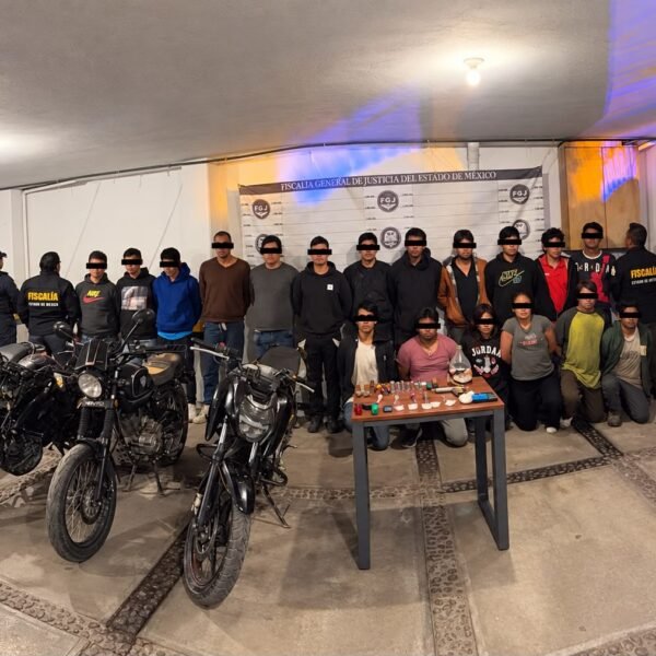 Capturan a 18 miembros de banda de ‘motorratones’ en Toluca