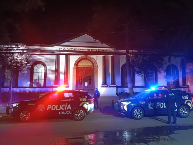 Toluca desplegará 500 policías en panteones por Día de Muertos