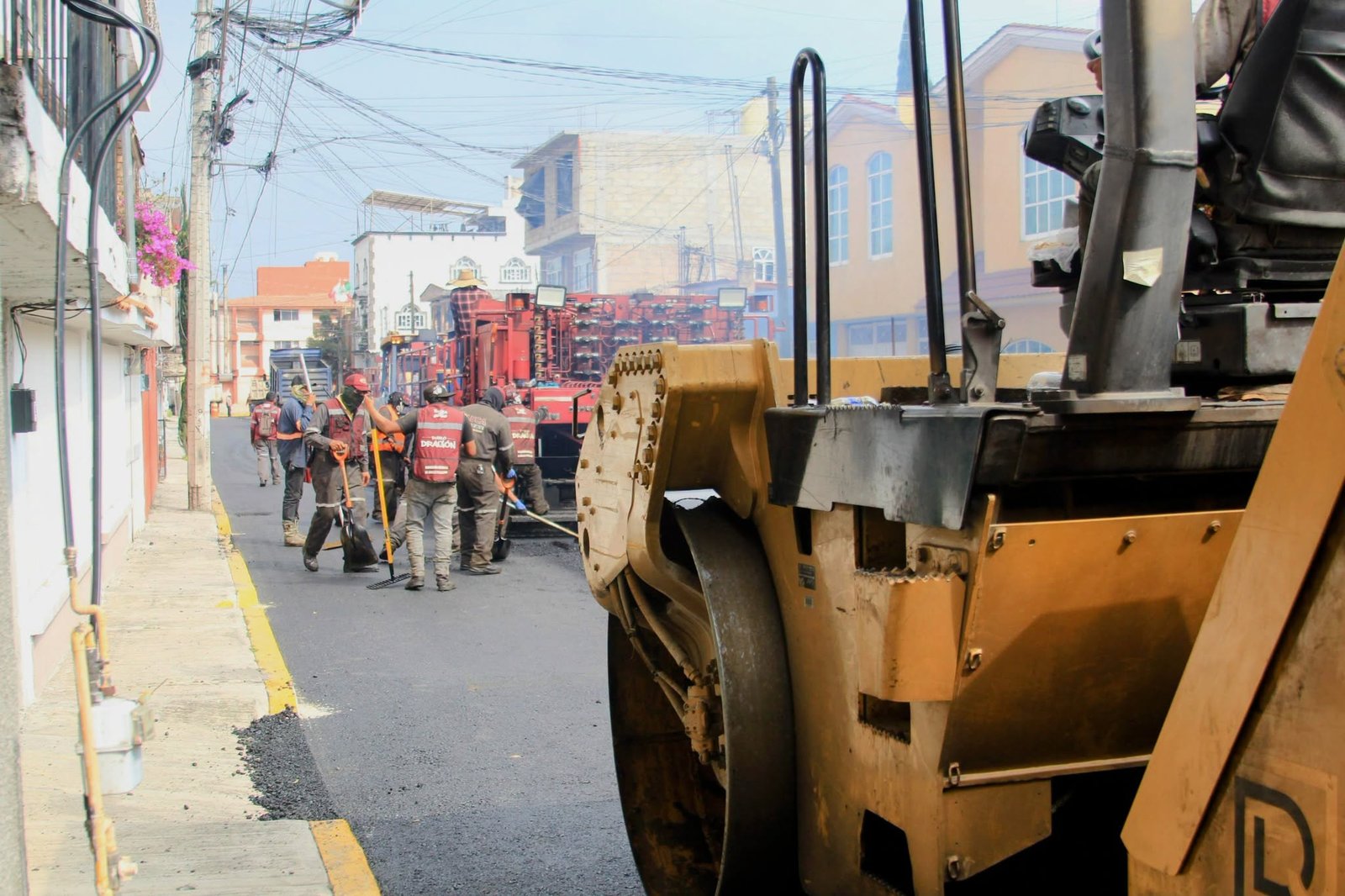 Diablo Dragón inicia trabajos de repavimentación en Santa Ana Tlapaltitlán, Toluca