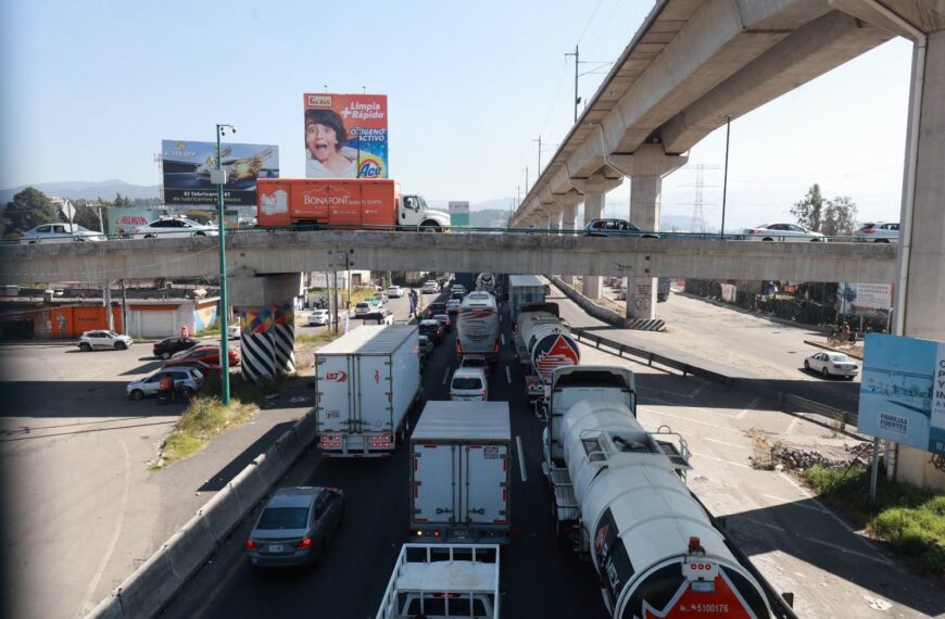 Ante ausencia del fiscal del Edoméx, persiste bloqueo y agresiones a madres buscadoras en la México-Toluca