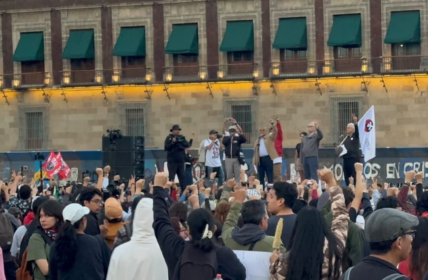 De Toluca al Zócalo: la marcha del 2 de octubre volvió a las calles, entre resistencia y represión