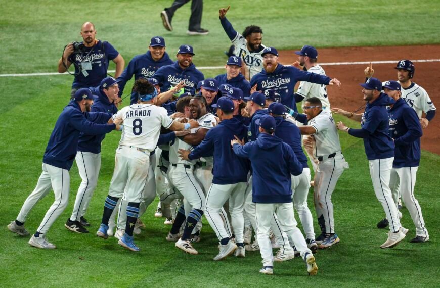 Cerveceros acariciaron la Serie Mundial, pero Rays sobreviven con agónica remontada en extra innings. Video