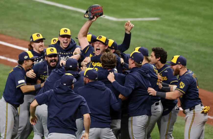 ÚLTIMA HORA: Cerveceros de Milwaukee, por primera vez en su historia campeones de la Serie Mundial. Video