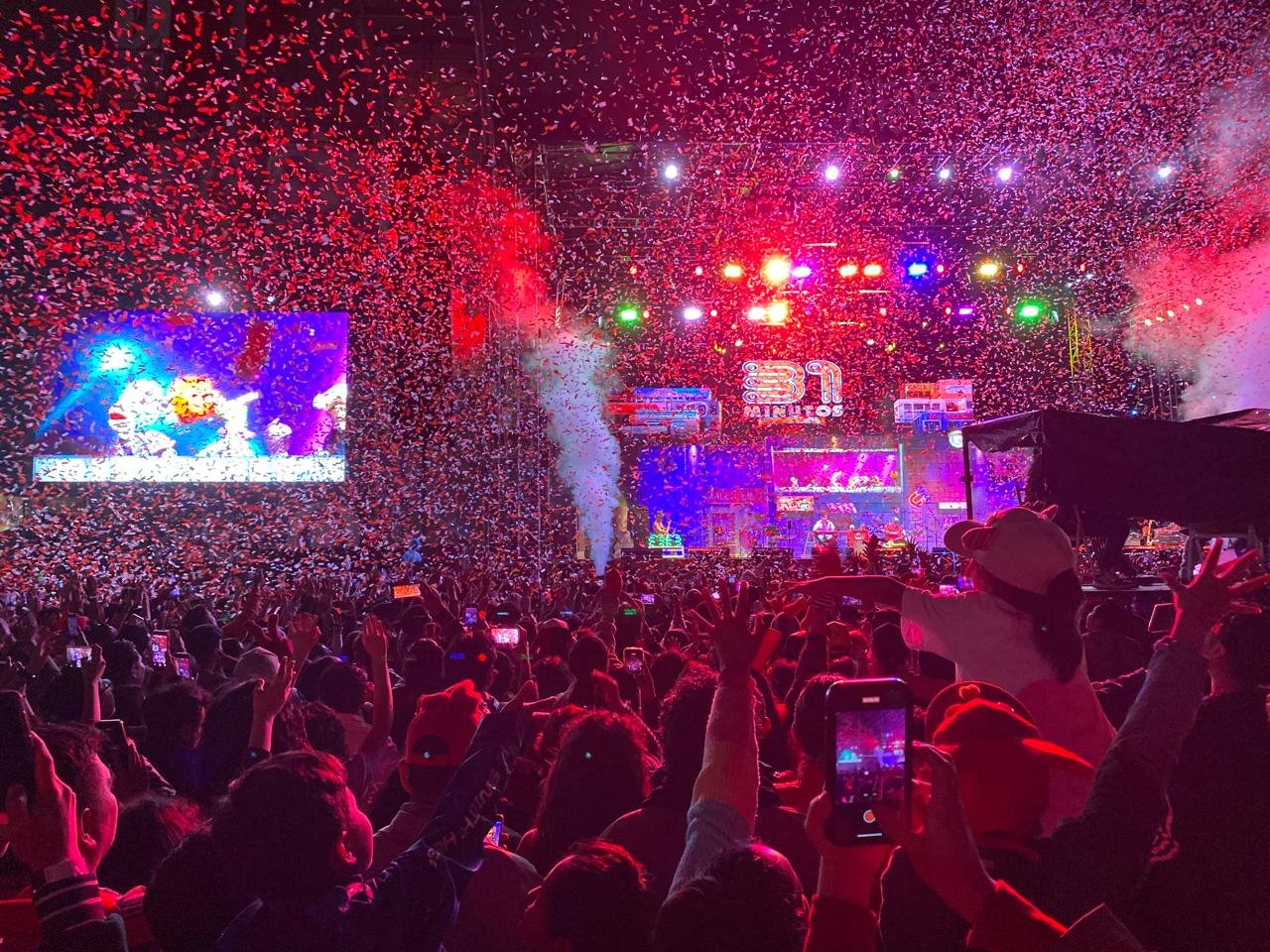 31 Minutos convierte la Feria del Alfeñique en una fiesta familiar
