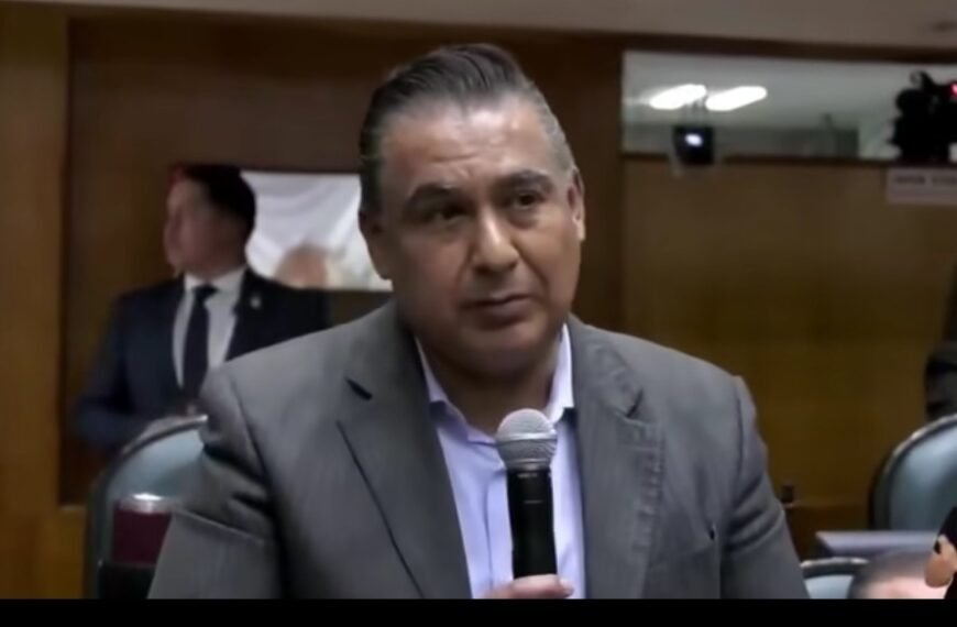 Estudiar ayuda y nunca es tarde para hacerlo: Octavio Martínez