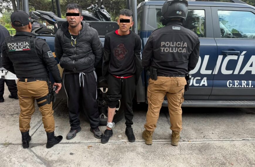Capturan a dos motorratones en Toluca, uno tenía brazalete de libertad condicional